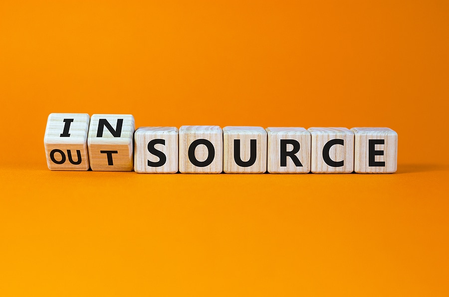 insourced vs outsourced IT